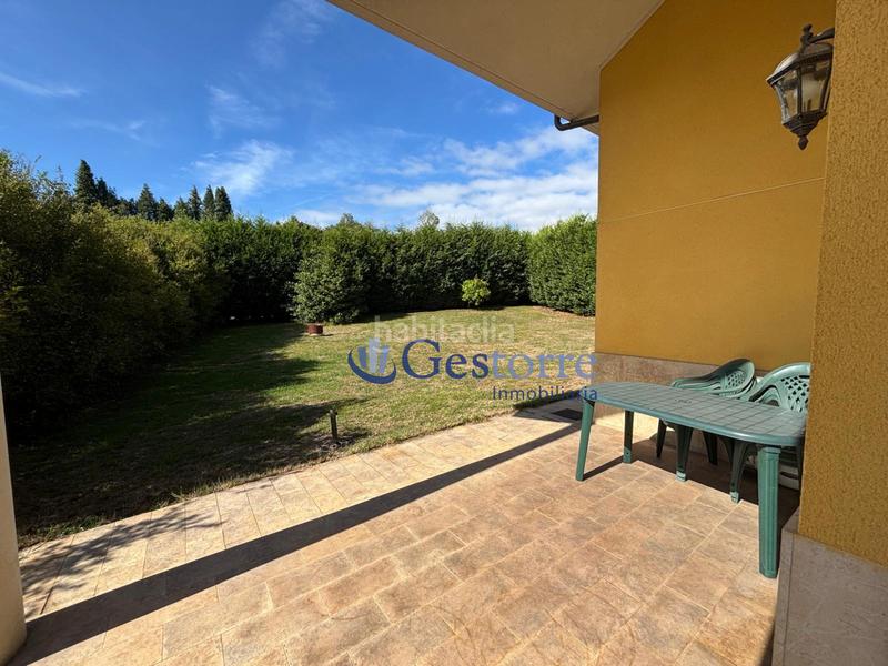 Foto accd3429-cdc5-4fee-936c-2b457453d9fe. Casa con riscaldamento parcheggio in Llanera