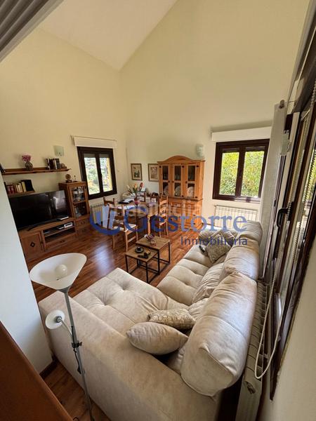 Foto c2d4a7ee-65ed-4070-9ba8-b6db6ab2f3c1. Casa con riscaldamento parcheggio in Llanera