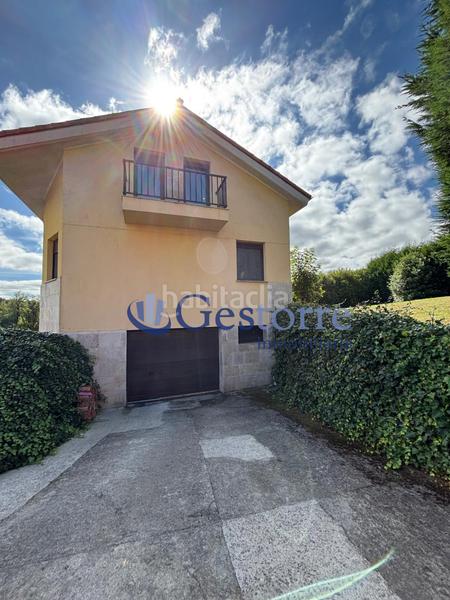 Foto e47509ad-a04b-41fe-9c1d-5b8f252952bd. Casa con riscaldamento parcheggio in Llanera