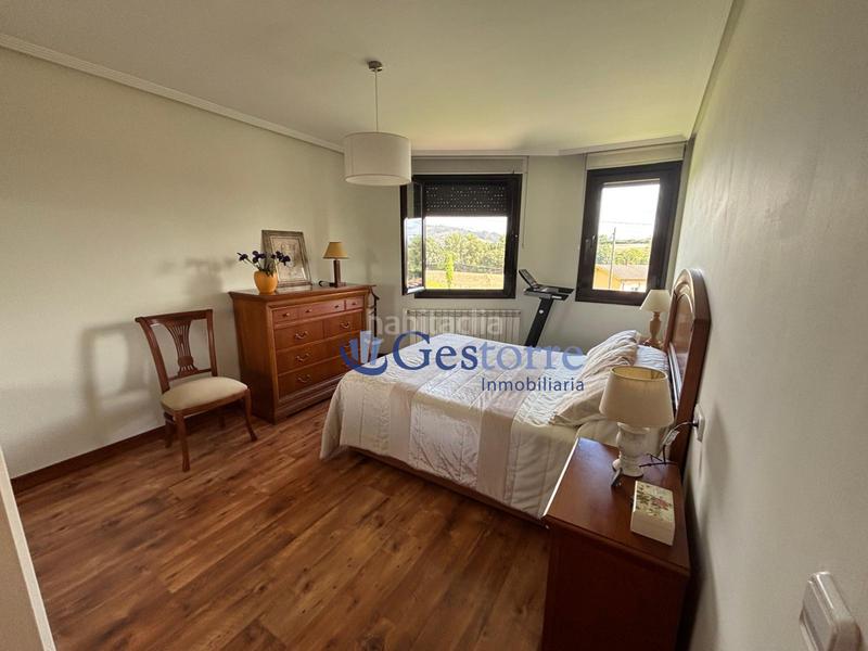 Foto ea511b36-74b8-4c08-88cf-64668891bf1c. Casa con riscaldamento parcheggio in Llanera