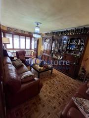 Appartement  Mieres - teodoro cuesta. Descubra su nuevo hogar en mieres! este espacioso piso en venta