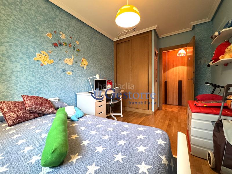 Foto 60b433d3-d11a-42bd-b8b4-e7901eea445c. Pis amb calefacció aparcament a La Florida Oviedo