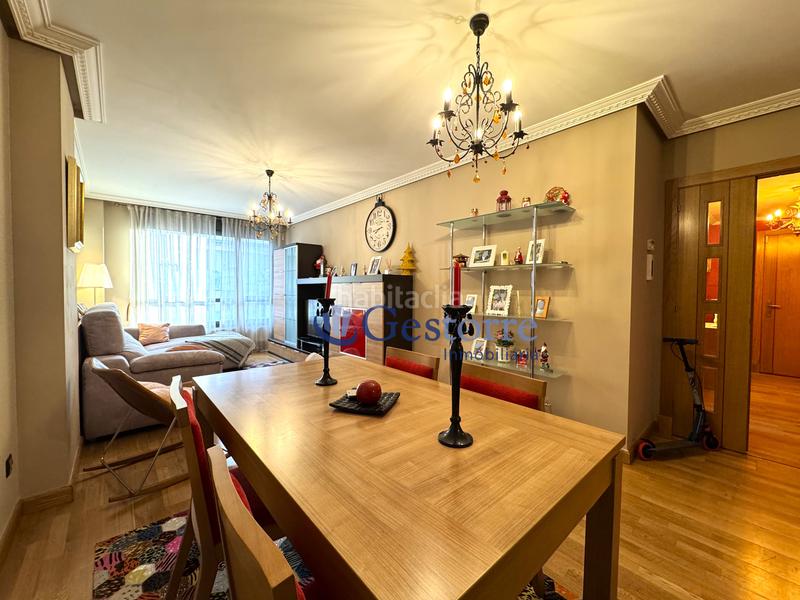 Foto 6bb8223e-2f3d-4d08-84fc-564b80b66c57. Pis amb calefacció aparcament a La Florida Oviedo