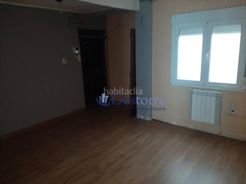 Foto 3539e0cc-b4d3-4c53-b98b-8ddfcf6173ea. Appartement avec chauffage dans Fozaneldi - Tenderina Oviedo