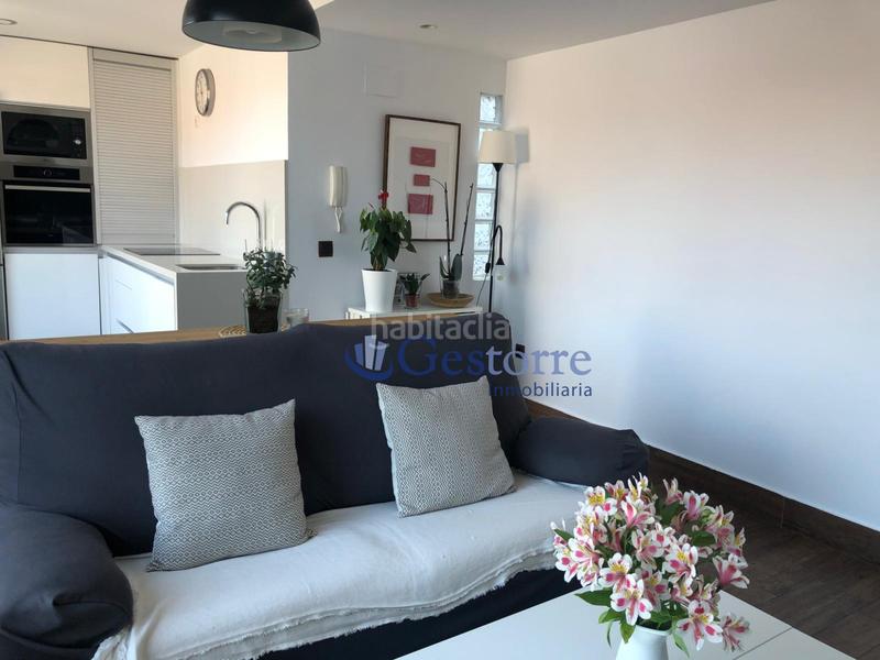 Foto 5f248c0e-267c-4343-ad4b-c056bd7453a7. Rent penthouse with heating parking in Teatinos - Los Prados Oviedo