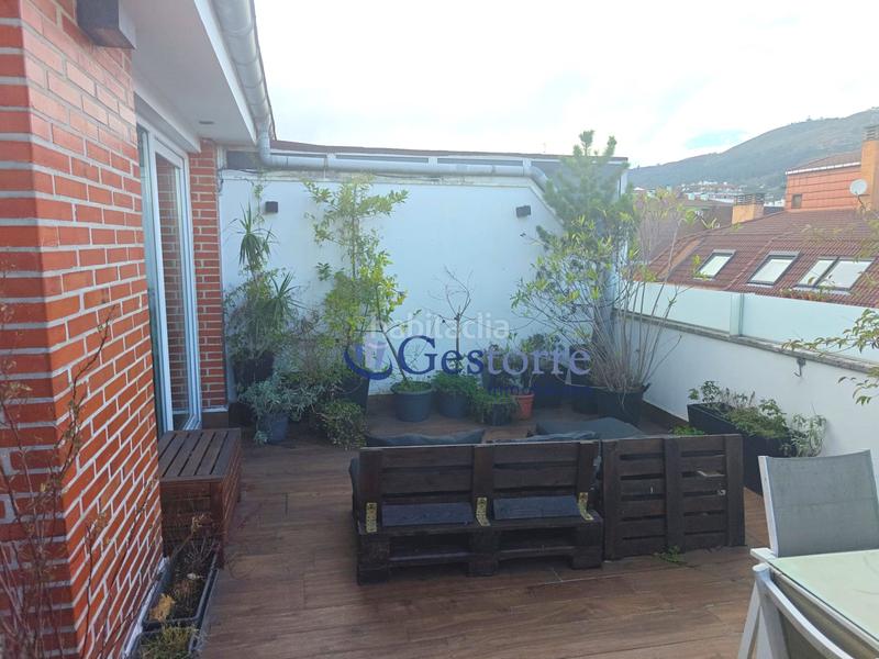 Foto c0f9e4ab-514c-4924-90d7-c166c44e08ee. Rent penthouse with heating parking in Teatinos - Los Prados Oviedo