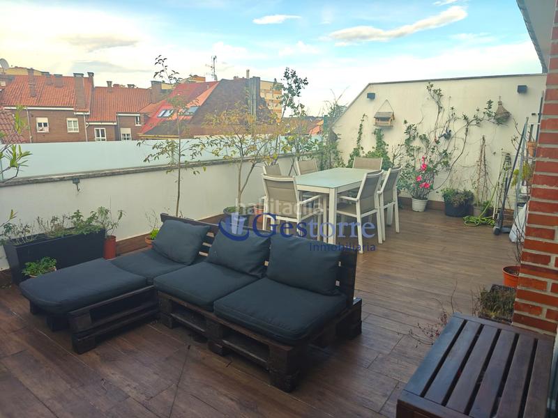 Foto f00214ba-7bd6-4453-89e3-e3cab483ac7e. Rent penthouse with heating parking in Teatinos - Los Prados Oviedo