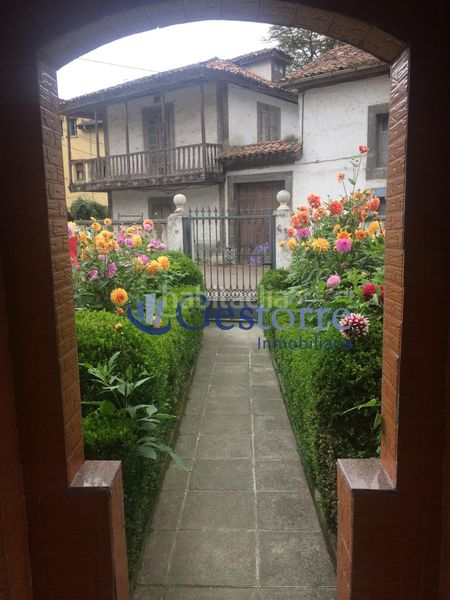 Foto fc565b0c-16d7-44e5-b968-79c004d73dec. Casa amb calefacció aparcament a Parroquias Sur - La Manjoya Oviedo
