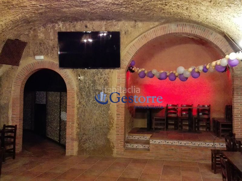 Foto ff762854-0b76-42d9-a2d4-8386a9990030. Edificio in Valdevimbre