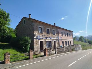 Casa  Trubia - lugar perlavia. Dos casas adosadas en venta en perlavia, oviedo ?eur? 600 m cons