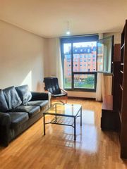 Location Appartement  Calle aguamiera. En alquiler!! excelente piso en altura, con mucha luminosidad, o
