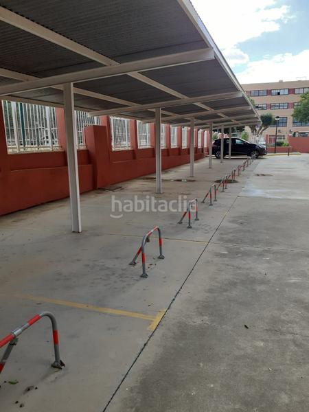 Foto e999f1e3-f9d1-40b4-8806-fda62a634baf. Parking coche en Parque Alcosa Sevilla