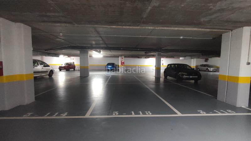 Foto dd062d5a-617c-4b18-aec4-fe9ad6905a78. Parking coche en Peñacastillo - Nueva Montaña Santander