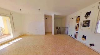 House  Carrer roures