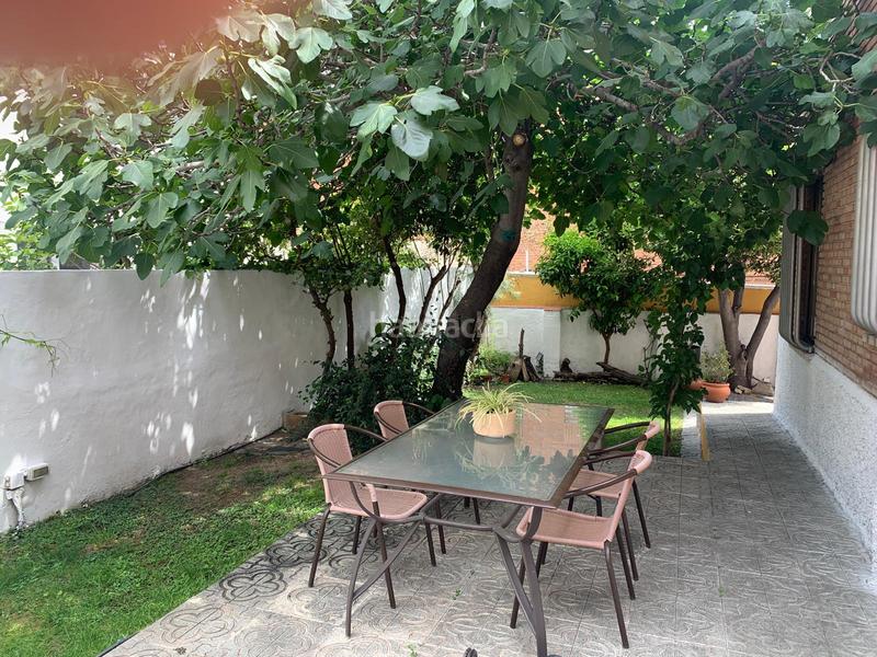 Foto 9713a5cc-b021-47fa-bbd9-b3700e12d2e1. Chalet with fireplace heating parking in Canillas Madrid