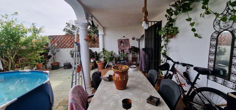 Foto 06a08f8f-d4c8-4f1b-8489-16224775a55e. Casa pareada en Alcorrín Manilva