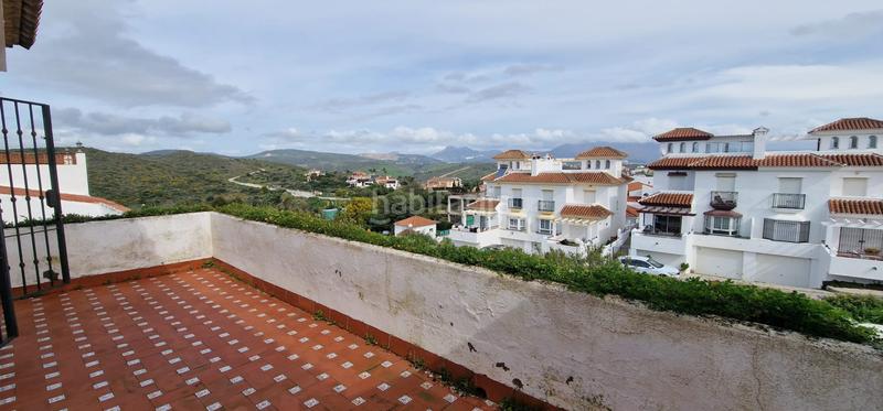 Foto 31b79445-aeea-4133-b54b-7bb5d8cecbf1. Casa pareada en Alcorrín Manilva