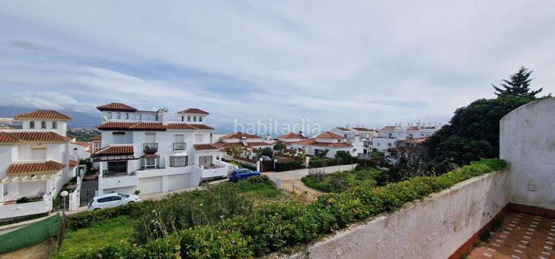 Foto b2758c6d-7a82-48aa-a110-a985361e0d3c. Casa pareada en Alcorrín Manilva