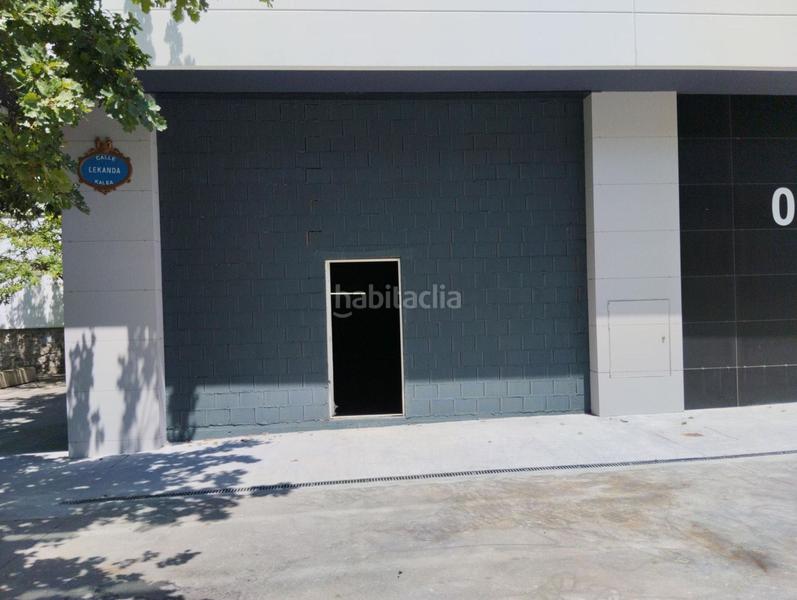 Foto e2c5d754-3b55-4f84-bcb8-a7deaa904b47. Local comercial en La Peña Bilbao