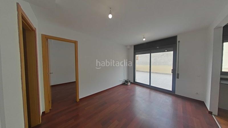 Foto d46c8582-a8ad-402a-936a-b41f407b2321. Pis amb aparcament a Ca n´Oriol Rubí