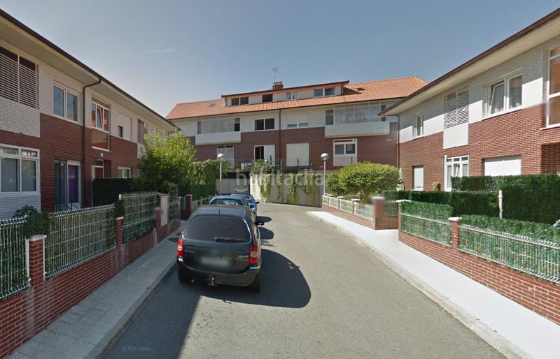 Foto f18bbef6-245b-443d-b338-f97430619eb0. Zweistöckige wohnung mit parking in Oruña Piélagos