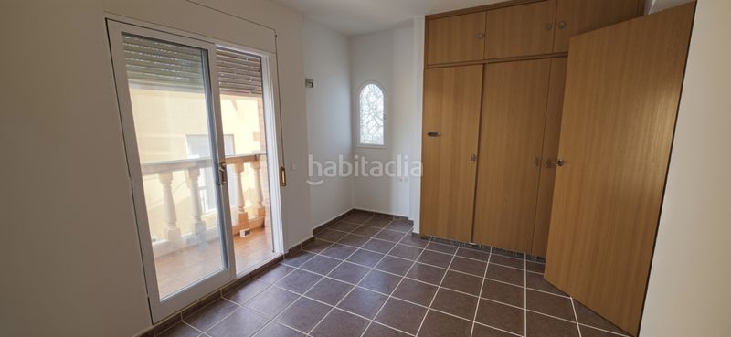 Foto d4c863a2-fb01-4f04-87a1-d67de95ab3d8. Chalet en Cárcer