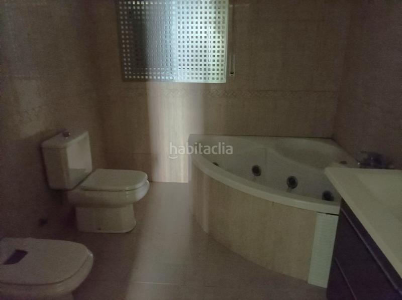 Foto ae1d1cae-0902-42f8-af34-90633f773c2f. Casa adossada amb aparcament a Segur de dalt Segur de Calafell