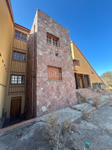 Foto c02f52f7-0fe6-4d00-9b01-093135cfb030. Haus mit kamin pool in Chozas de Abajo