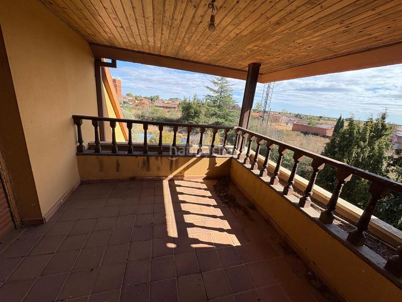 Foto d3454a8c-480d-44f7-b928-387d58b6dc12. Haus mit kamin pool in Chozas de Abajo