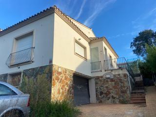 Chalet  Carrer segrià