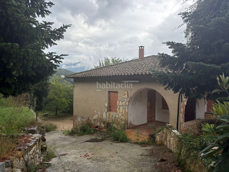 Foto 9ac68a82-e06f-4b5f-b3e8-5fa48a62063f. Casa amb xemeneia piscina a Arbúcies