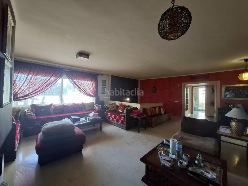 Foto 367bdbbb-8631-473d-a873-069d444e29fa. Zweistöckige wohnung mit heizung pool in Río Real Marbella