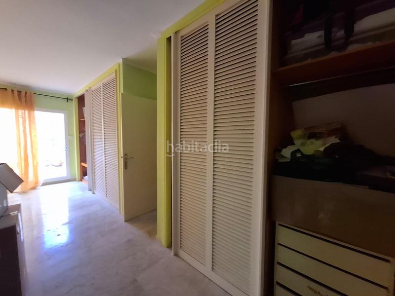 Foto 66684130-070f-414e-9079-580e20b6be37. Zweistöckige wohnung mit heizung pool in Río Real Marbella