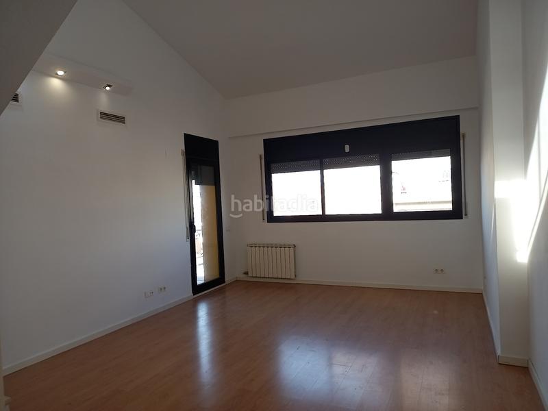 Foto 4e5eff8a-a007-419c-a389-48343e0f62fc. Duplex con riscaldamento parcheggio in Eixample Sud-Migdia Girona