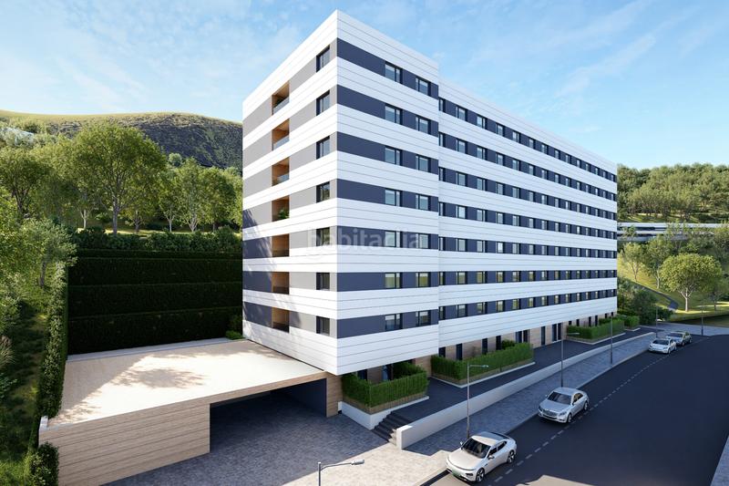 Foto 3340c5c0-05b3-4145-8882-83c039bd0f29. Aparcament cotxe a La Peña Bilbao