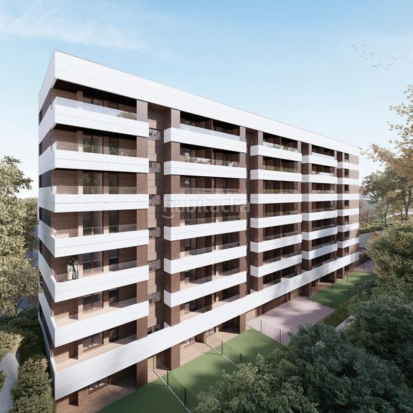 Foto 6d793242-d50c-4f5d-a889-0a0c7c37638c. Car parking in La Peña Bilbao