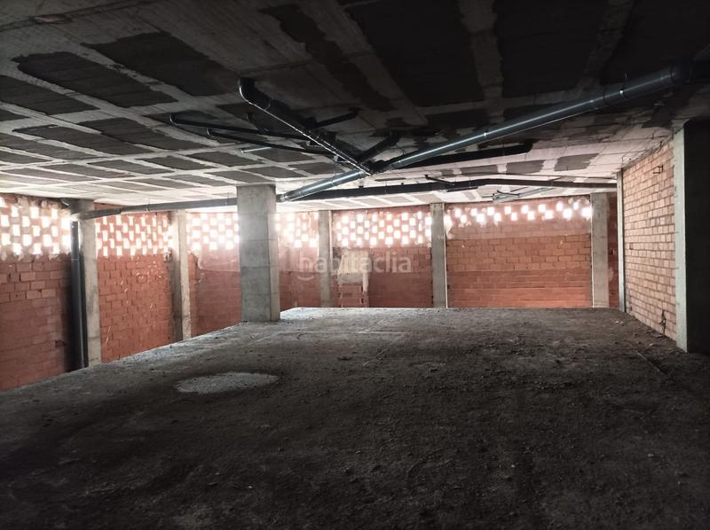 Foto b93343f6-9402-4366-a042-4db35b5489a6. Local comercial a Vall d´Uixó (la)