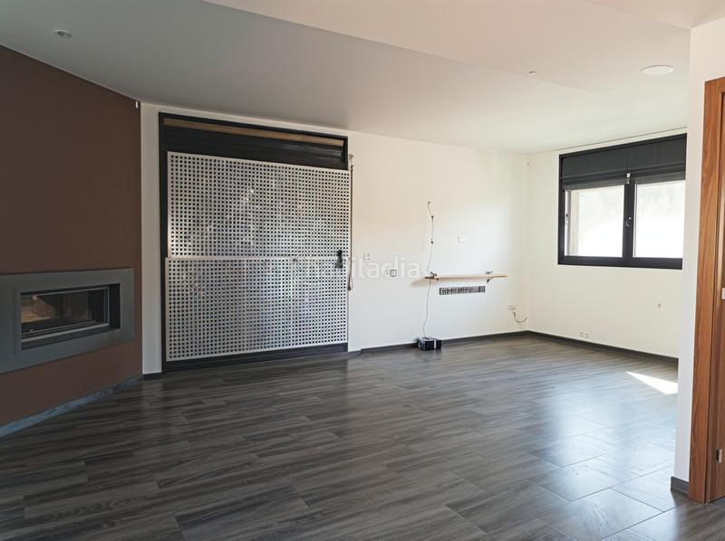 Foto fa5d10ea-5b18-4532-8025-b8556f7dd2ad. Haus mit kamin parking in Vacarisses