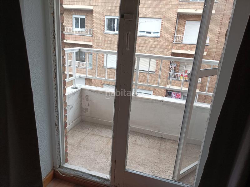 Foto ee7340a0-90e1-4b8f-b954-ec194b2e8b9c. Pis a Inmobiliaria - Barreda Torrelavega