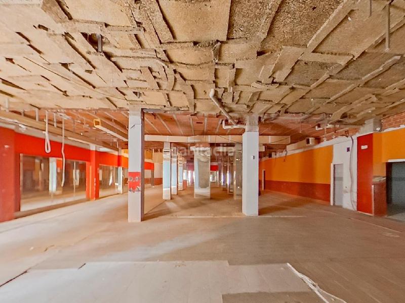 Foto 48998203-b400-4c1a-a167-361a537ae0bd. Local comercial a Villafontana - Estoril I Móstoles