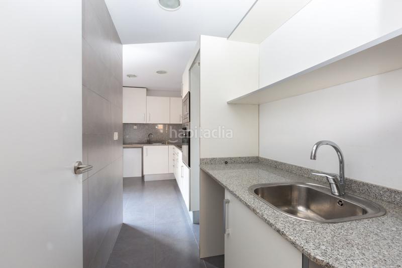 Foto 06041314-a4b8-45e5-ba7f-1e99b1f8690c. Piso en Eixample Sud-Migdia Girona