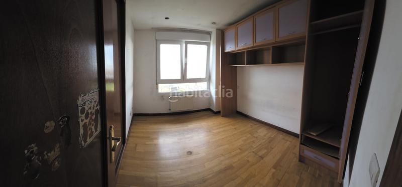 Foto b741a188-c75e-44ab-a6c4-102f56ac584c. Appartement avec parking dans Roces Gijón