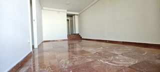 Location Appartement  Plaza de la magdalena. Vive en una de las zonas mas exclusivas y demandadas de sevilla