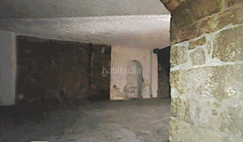 Foto 5a4af370-8005-493d-afa3-5cc428141676. Local comercial a Barri Antic Manresa