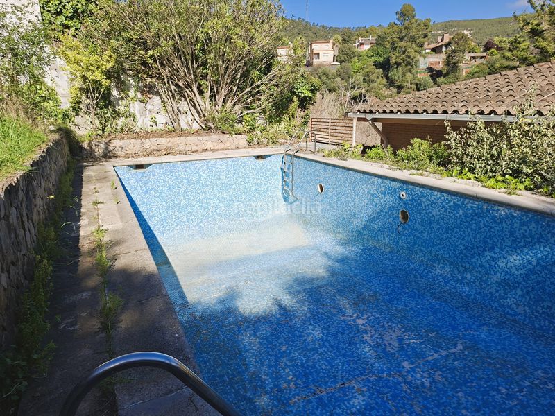 Foto 249a4ee2-4fd9-475b-8432-af7247a7b6ed. Chalet en Torrelles de Llobregat