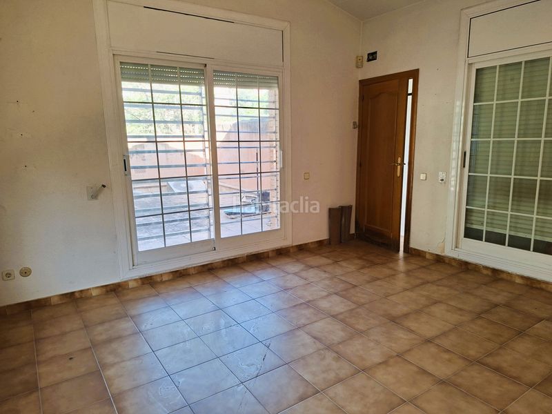 Foto 58c20854-8a6d-419c-9afc-cc25403b68f3. Chalet en Torrelles de Llobregat