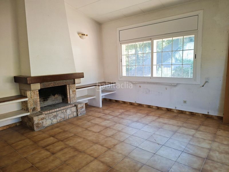 Foto d01d460a-c351-4acd-842f-ce482ebfb549. Chalet en Torrelles de Llobregat