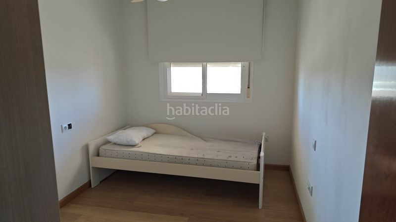 Foto 171a7fb4-ecb5-4090-97b0-3e207f2308a8. Pis amb calefacció aparcament a El Ingenio Almería