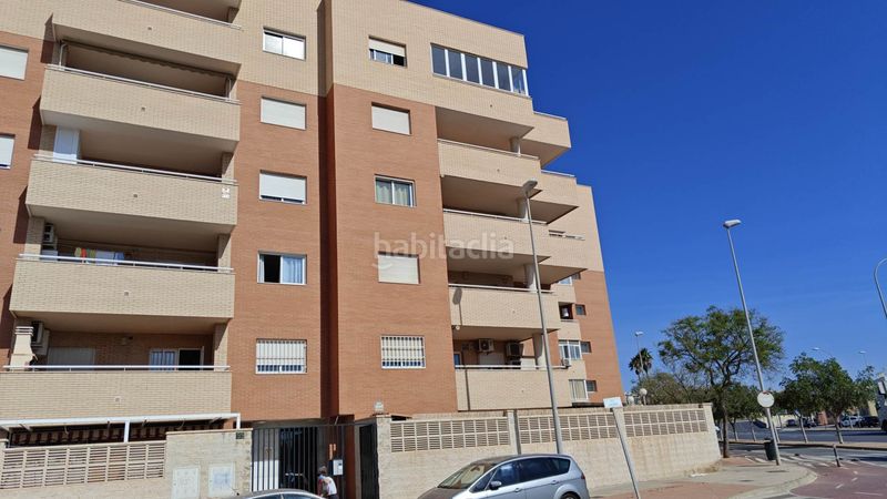 Foto afc131ee-b385-4c2b-b08d-fece08339f8f. Pis amb calefacció aparcament a El Ingenio Almería