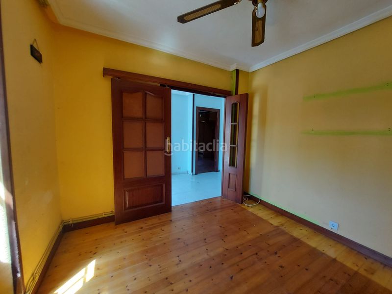 Foto e12dfd4f-4012-41b8-8056-7939b9661229. Planta baixa amb calefacció a Maliaño Camargo